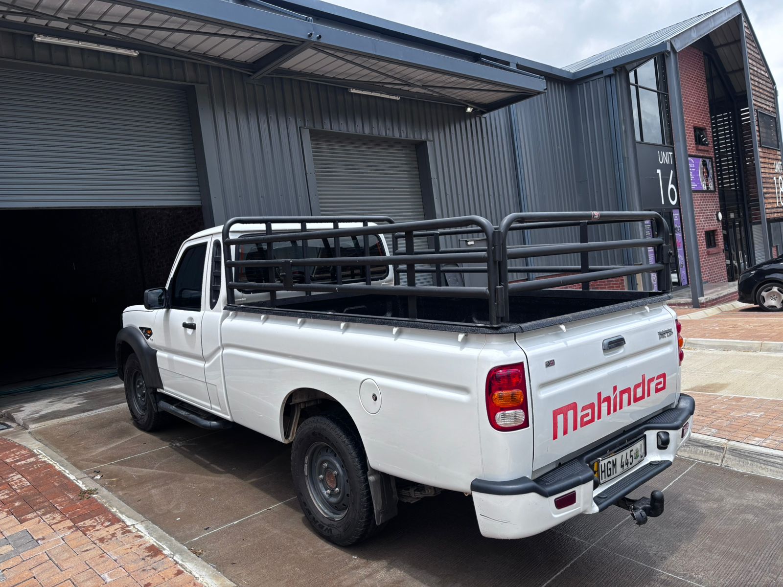 
								2018 Mahindra PIK UP full									