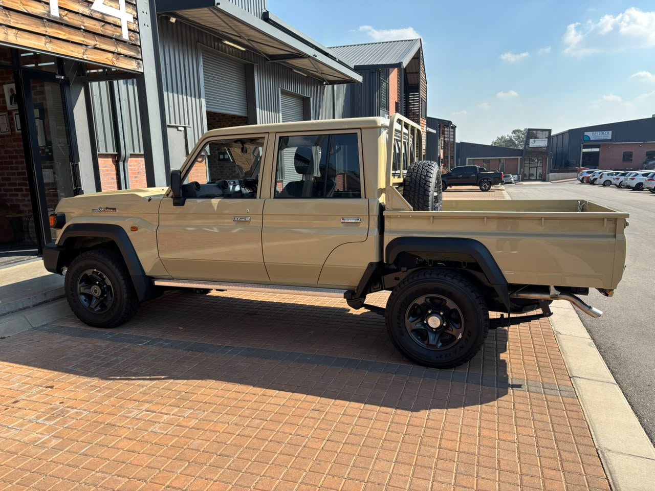 
								2026 TOYOTA LAND CRUISER 79 2.8 GD-6 full									