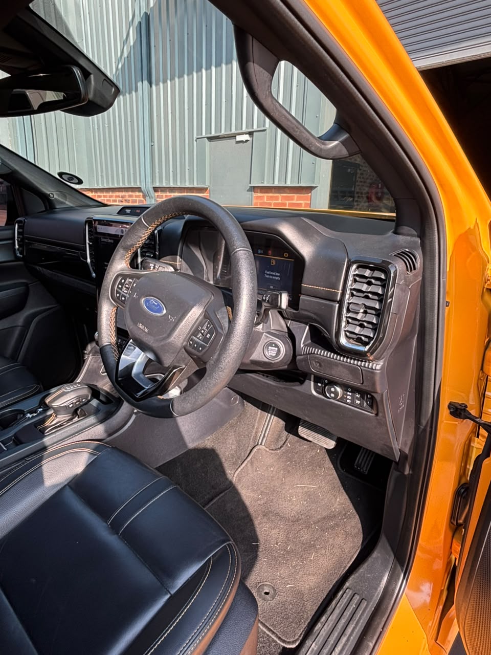 
								FORD 2.0d Bi-Turbo Wildtrak Auto Double Cab Pick Up full									